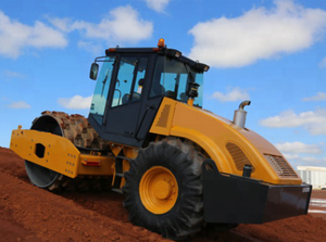 Máquina Compactadora de Tierra de 12 Toneladas, Compactadora Hidráulica Vibratoria XS123H en Venta - Product Image 3