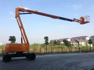 Artikulasi elektrik Mini Off Road Mast Crane isolasi elektrik Diesel Boblift Crane Grove Controller Simulator Tow Boom Lift