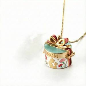 Nuevo Collar con Diseño de Caja de Regalo <span class=keywords><strong>para</strong></span> Mamá, Colgante de Cobre Chapado en Oro de 18K con Lazo Pintado, Joyería Significativa <span class=keywords><strong>para</strong></span> el Día de la Madre - Product Image 2