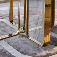 Moderner Runder Marmor-Esstisch mit Goldener Edelstahlbasis, Luxuriöser Esstisch für das Esszimmer