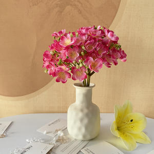 Flor de Jazmín Artificial de Alta Calidad, Decoración para Sala de Estar, Decoración del Hogar, Adornos para Mesa de Comedor - Product Image 1