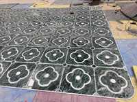 Großhandelspreis Verde Alpi Marmor-Einlage Waterjet-Mosaik-Design mit Weißem Marmor-Einsatz Kombinierte Bodenfliesen für Badezimmer