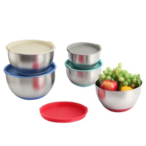 Ensemble de bols à salade en acier inoxydable à base en silicone intérieure et colorée et avec couvercle en PE de couleur - Product Image 1