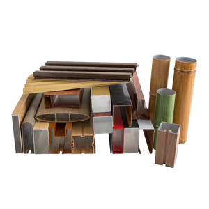 Plafond carré <span class=keywords><strong>en</strong></span> bois de grain <span class=keywords><strong>barre</strong></span> <span class=keywords><strong>en</strong></span> forme de <span class=keywords><strong>U</strong></span> <span class=keywords><strong>aluminium</strong></span> magnésium fer profilés <span class=keywords><strong>en</strong></span> <span class=keywords><strong>aluminium</strong></span> décoratifs coupe personnalisée traitée - Product Image 2
