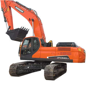 Excavadora de cadenas Doosan DX340 usada con motor original de 256 hp y cilindrada de 7.64 litros para minería y construcción. - Product Image 1