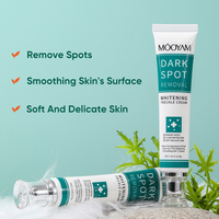 Crème de soin de la peau du fabricant AHA blanchissant l'élimination des taches de rousseur Melasma taches brunes dissolvant de mélanine la perle de niacinamide éclaircit la peau