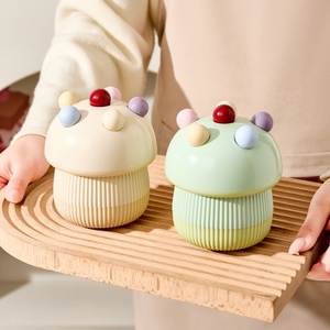 Fourchette à fruits en acier inoxydable écologique et durable, motif champignon mignon de dessin animé, fourchette féminine de haute qualité avec pot de rangement - Product Image 6