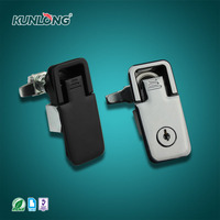 Verrouillage de loquet de panneau de poussée d'armoire électrique sans clé d'automatisation industrielle SK1-050 pour des applications de porte faites en alliage de Zinc Durable