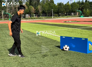 Peralatan latihan kemampuan reaksi sepak bola kustom Logo HDPE papan UHWMPE Rebound sepak bola