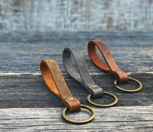 พวงกุญแจหนัง PU แบบกำหนดเองได้พวงกุญแจหนังเริ่มต้นจัดส่งเร็วของขวัญย้อนยุคพวงกุญแจหนัง - Product Image 4