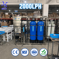 Usine de purification d'eau par osmose inverse automatique 2 T/H, machine RO industrielle 2000 LPH avec structure en acier inoxydable SS304, projet clé en main