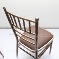 Chaises Chiavari en métal empilables de luxe, durables et confortables, pour hôtels, salles de réception de mariage, parcs et événements – Vente en gros