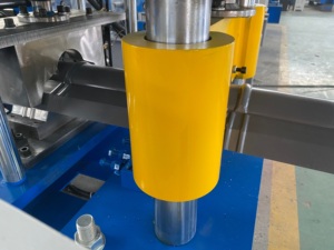 Macchina per la Produzione <span class=keywords><strong>di</strong></span> Tappi per Tetti in Metallo, Linea <span class=keywords><strong>di</strong></span> Produzione Tegole per Tetti, Vendita Calda in Sudafrica - Product Image 5