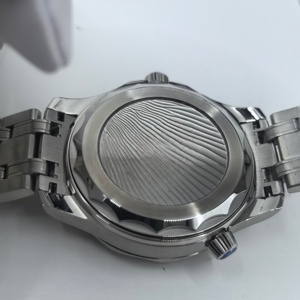 นาฬิกาดำน้ำรุ่นใหม่ O-M-G 2025 ลายม้าน้ำ พร้อมเอฟเฟกต์ไฟกลางคืน 600 เมตร สำหรับนาฬิกาผู้ชายและนาฬิกาจักรกลผู้ชาย - Product Image 5