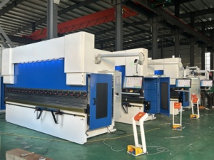 เครื่องอัดไฮดรอลิก CNC รุ่น AOXUANZG WE67K-110T3200 แบบ 4+1+2 แกน พร้อมระบบควบคุม AX68T อัตโนมัติ 2 มิติ สำหรับงานอะลูมิเนียม - Product Image 6