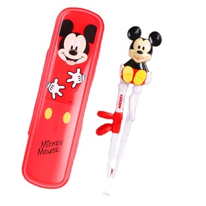 Disney Mickey grazioso Set di scatole di bacchette per bambini in due pezzi per insegnare le buone maniere da tavola di base - Product Image 1