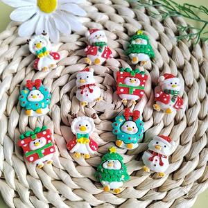 Resina colorida dibujos animados árbol <span class=keywords><strong>de</strong></span> Navidad muñeco <span class=keywords><strong>de</strong></span> nieve caja <span class=keywords><strong>de</strong></span> regalo parte posterior plana álbum <span class=keywords><strong>de</strong></span> recortes <span class=keywords><strong>pato</strong></span> FIESTA <span class=keywords><strong>DE</strong></span> Navidad figuritas DIY decoración manualidades - Product Image 2