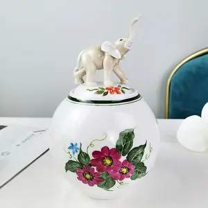 2023 Chinese porcelain ginger jar for kitchen Ceramic with cover and painted pattern with animals