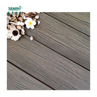 Cubierta hueca de pvc antideslizante para exteriores, 135x24mm, a prueba de fuego, suelo de ASA-PVC de alta calidad para exteriores con grano de madera THM109