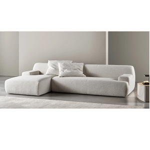 Divano moderno in tessuto (velluto/velour), comodo e piacevole da usare, adatto per il soggiorno - Product Image 1