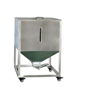 Baril et réservoir de stockage amovibles en acier inoxydable pour granulés plastiques et matières premières des machines auxiliaires de moulage par injection - Product Image 1