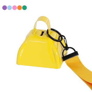Campana Metálica Portátil con Cordón Desmontable y Llavero, Regalo para Animar, Generador de Ruido para Eventos al Aire Libre, Suministros para Fans, Logotipo Personalizado - Product Image 4