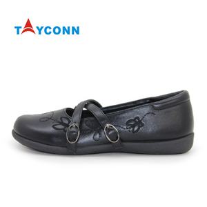 Zapatos escolares negros planos OEM, zapatos de cuero cómodos para niños - Product Image 3