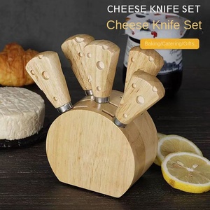 Juego <span class=keywords><strong>de</strong></span> Cuchillos para Queso <span class=keywords><strong>de</strong></span> Madera <span class=keywords><strong>de</strong></span> Caucho con Hojas <span class=keywords><strong>de</strong></span> Acero Inoxidable, Diseño Grabado a Mano, 5 Piezas, Cuchillo y Tenedor para Crema - Product Image 2