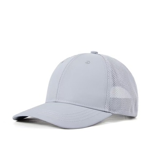 Casquette Trucker Unie pour Homme avec Visière Légèrement Courbée, Casquette en Maille Pare-Soleil pour Activités de Plein Air, Randonnée, Pêche et Chauffeurs Routiers - Product Image 4