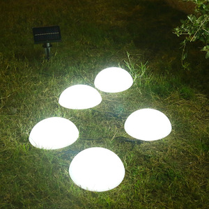 Luces Solares para Jardín, Luces LED para Caminos, Resistentes al Agua, Portátiles, Alimentadas por Energía Solar, para Decoración de Patio y Jardín - Product Image 4