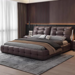 Lit double en cuir véritable Cloud <span class=keywords><strong>pour</strong></span> chambre principale, nouveau modèle 2026, style italien <span class=keywords><strong>de</strong></span> luxe léger, avec rangement éclairé et rembourrage doux - Product Image 1