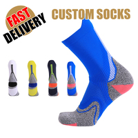 Chaussettes de course personnalisées pour femmes, coussin épais, légères, respirantes, anti-humidité, tricotées avec logo, chaussettes de sport pour femmes, usine OEM