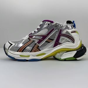 Chaussures décontractées de haute qualité pour hommes et femmes, baskets confortables pour la marche, nouveau design, chaussures tendance à semelle épaisse - Product Image 1