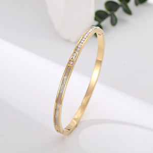 Moda INS personalizado de lujo de alta calidad chapado en oro inoxidable impermeable acero diseñador cadena y pulseras de eslabones mujeres - Product Image 1