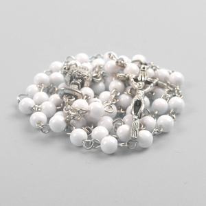 Cuentas acrílicas blancas de 6mm para primera comunión, cadena barata, collar de Rosario, venta al por mayor - Product Image 3