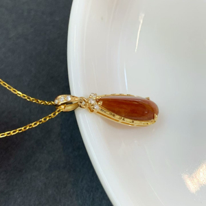 จี้หยกพม่าเกรด A แท้ ประดับเพชร ทอง 18K จี้หยกขนาดเล็ก ของขวัญเครื่องประดับชั้นดีสำหรับผู้หญิง ขายส่ง - Product Image 3
