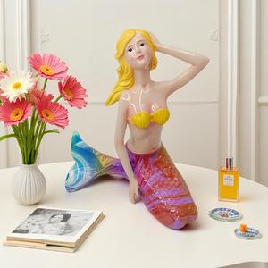 Figurine de sirène créative en résine époxy, style art populaire sculpté, pour décoration de bureau, jardin, cour et piscine - Product Image 1