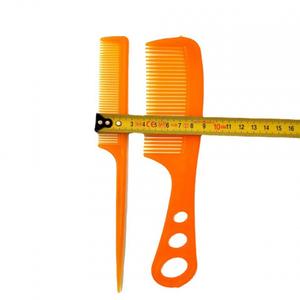 Juego de 2 peines de imitación de goma con mango largo, peine de plástico para peinar el cabello, herramienta de belleza, regalo/regalo de tienda de 2 yuanes. - Product Image 4