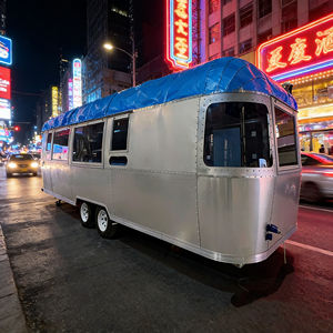 Remolque de Comida Móvil de Aluminio de 7 Pies, Forma Cuadrada Pequeña, para Servicio de Mascotas, Perros y Dulces - Product Image 6