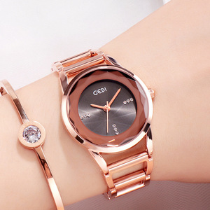 Reloj de cuarzo minimalista con diamantes incrustados en oro rosa para mujer, adecuado para ocasiones de negocios. - Product Image 3
