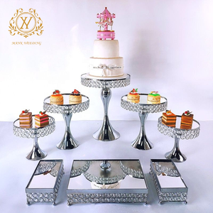 Juego de Soportes Altos para Tartas de Metal Galvanizado Serie Plateada Bandeja de Boda Mesa de Exhibición para Postres y Aperitivos Estilo Espejo de 3 a 16 Piezas - Product Image 3