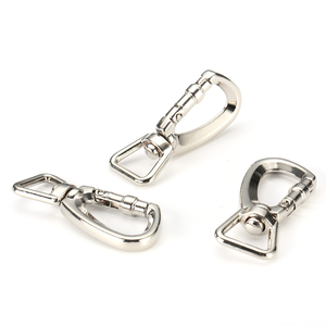 Personalizar bolsa <span class=keywords><strong>de</strong></span> broche <span class=keywords><strong>de</strong></span> langosta gatillo Metal <span class=keywords><strong>de</strong></span> aleación <span class=keywords><strong>de</strong></span> zinc escalar montañas giratorio <span class=keywords><strong>gancho</strong></span> - Product Image 4