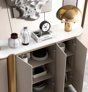 Console de luxe moderne avec plateau en marbre, meuble de rangement en acier inoxydable et bois, panneaux latéraux cannelés pour hôtel et salon - Product Image 3