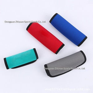 Funda Protectora de Neopreno para Asa de Maleta, Reversible, en Colores Neón, Económica, para Identificar el Equipaje en Viajes - Product Image 4