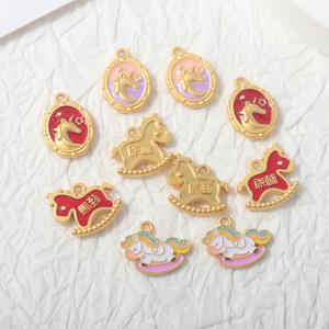 Venta directa de fábrica antiguo <span class=keywords><strong>Fa</strong></span> Sha Jin colgante de caballo de dibujos animados 2026 caballo del zodiaco Xiaomu Ma <span class=keywords><strong>Fu</strong></span> Ma Diy accesorios al por mayor - Product Image 4