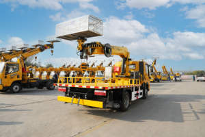 FAW Jiefang Vehículo de trabajo aéreo multifuncional Diseño avanzado Camión de cubo elevador de 30m para múltiples usos - Product Image 3