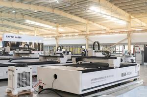 Máquina de Corte Láser de Fibra CNC de Plataforma Única H1530 de 1500x3000mm, Cypcut de Alta Velocidad, para Acero Inoxidable y Carbono - Product Image 6