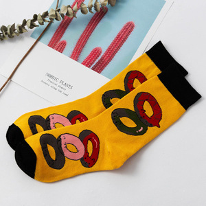 Calcetines de Moda Creativos 2021, Venta al por Mayor, Calcetines con Logotipo Personalizado, Calcetines de Dibujos Animados para Mujer - Product Image 2