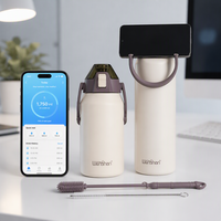 Bouteille d'eau isolée à capacité multiple en acier inoxydable avec paille et poignée de support de téléphone Boissons d'extérieur écologiques avec couvercle