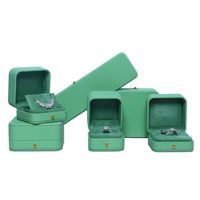 Petite boîte à bijoux de voyage, étui portable, mini boîte de rangement pour bagues, boucles d'oreilles, colliers, bracelets, design compact, boîte d'emballage pour bijoux
